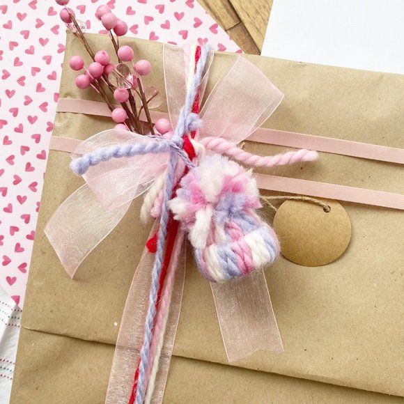 Valentine's Day Handmade Winter Mini Knit Hat Charm Gift Wrap Hanging Charm Gift - Picture 3 of 4